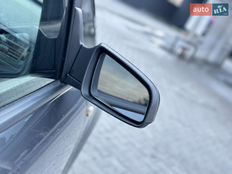 Минивэн Opel Zafira 2009 в Владимире