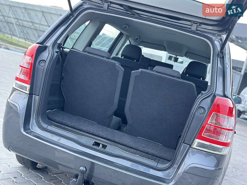 Минивэн Opel Zafira 2009 в Владимире