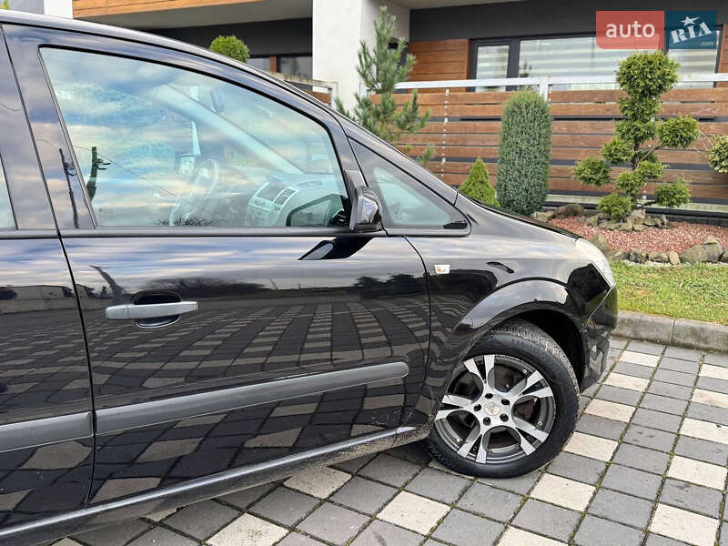 Мінівен Opel Zafira 2009 в Стрию