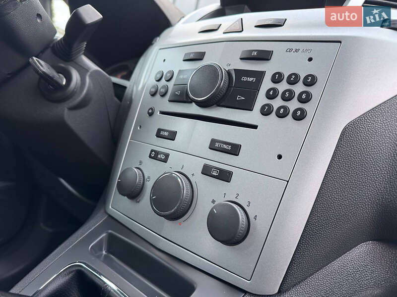 Мінівен Opel Zafira 2009 в Стрию