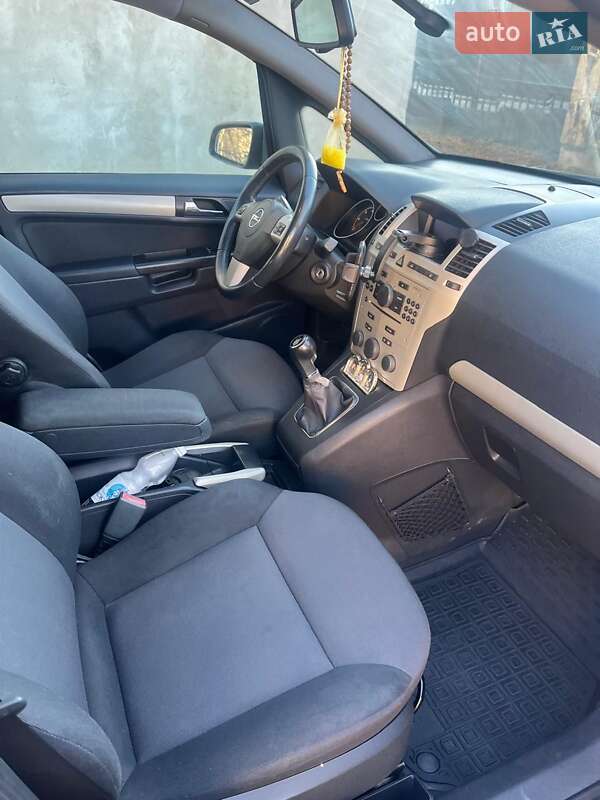 Минивэн Opel Zafira 2008 в Ивано-Франковске фото 9 Минивэн Opel Zafira 2008 в Ивано-Франковске