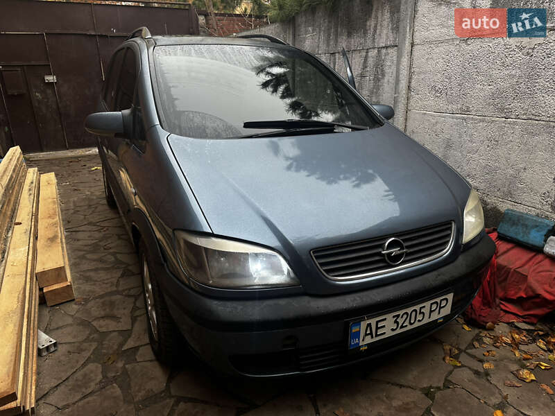 Минивэн Opel Zafira 1999 в Харькове