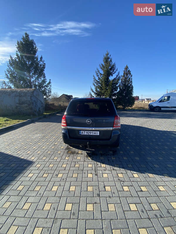 Минивэн Opel Zafira 2008 в Коломые