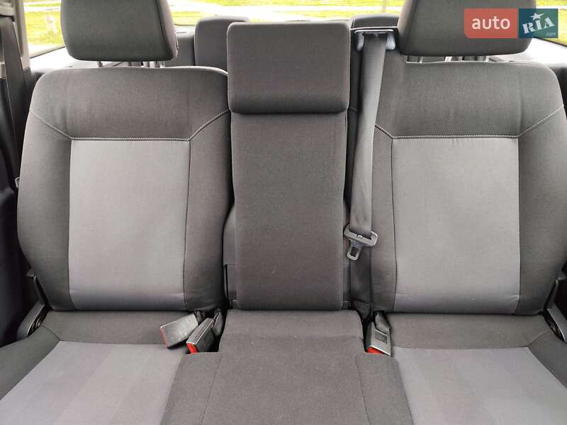 Минивэн Opel Zafira 2008 в Киеве