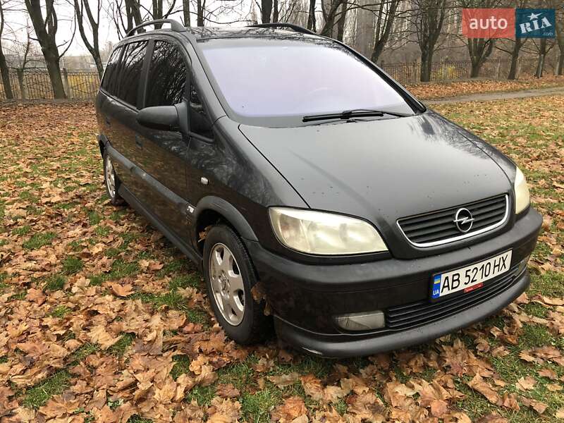 Минивэн Opel Zafira 2001 в Виннице