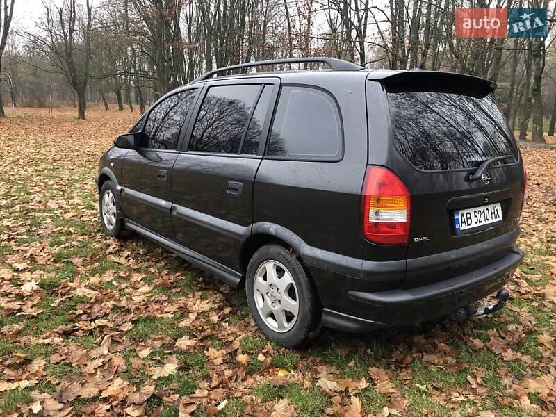 Минивэн Opel Zafira 2001 в Виннице