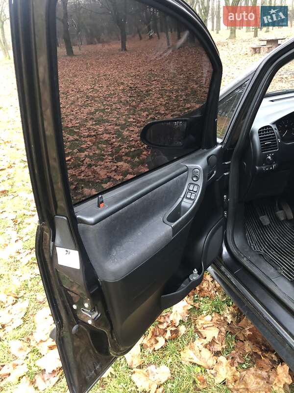 Минивэн Opel Zafira 2001 в Виннице