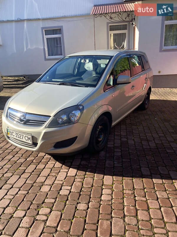 Минивэн Opel Zafira 2011 в Трускавце фото 3 Минивэн Opel Zafira 2011 в Трускавце