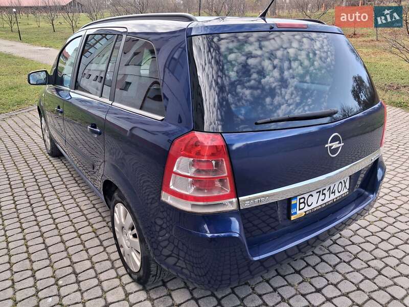 Минивэн Opel Zafira 2010 в Львове