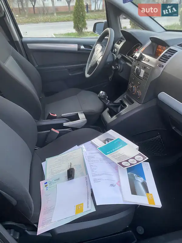 Минивэн Opel Zafira 2007 в Белой Церкви документ 2 фото Минивэн Opel Zafira 2007 в Белой Церкви документ