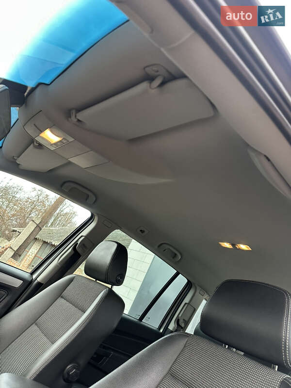 Минивэн Opel Zafira 2007 в Хороле