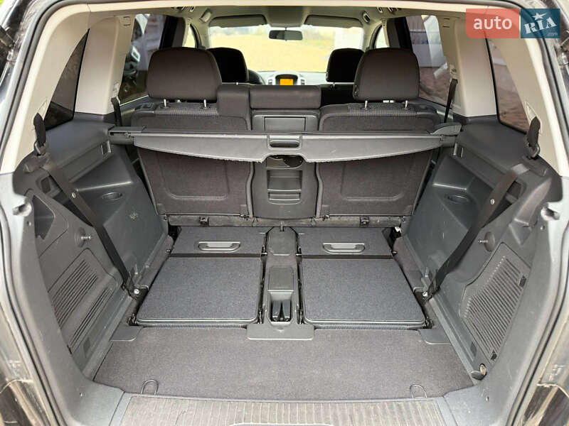 Минивэн Opel Zafira 2007 в Могилев-Подольске фото 26 Минивэн Opel Zafira 2007 в Могилев-Подольске