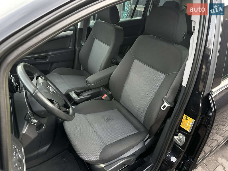 Минивэн Opel Zafira 2011 в Каменском фото 51 Минивэн Opel Zafira 2011 в Каменском