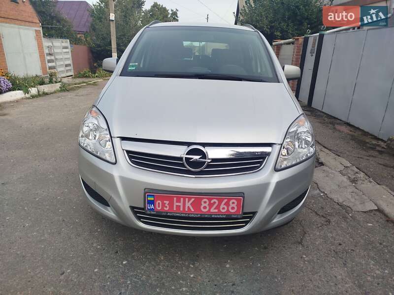 Минивэн Opel Zafira 2009 в Валках фото 2 Минивэн Opel Zafira 2009 в Валках