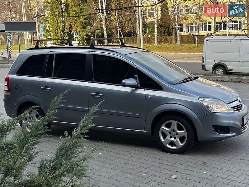 Минивэн Opel Zafira 2009 в Белой Церкви фото 2 Минивэн Opel Zafira 2009 в Белой Церкви