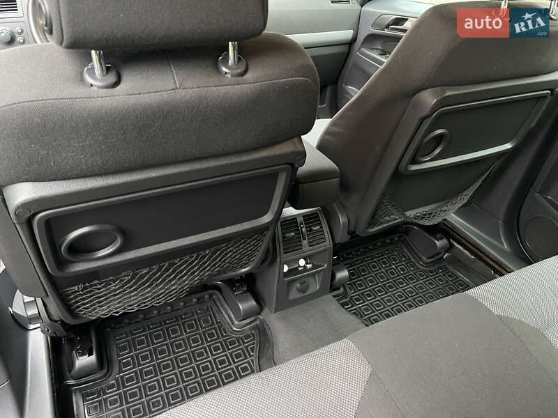 Минивэн Opel Zafira 2009 в Тернополе фото 23 Минивэн Opel Zafira 2009 в Тернополе