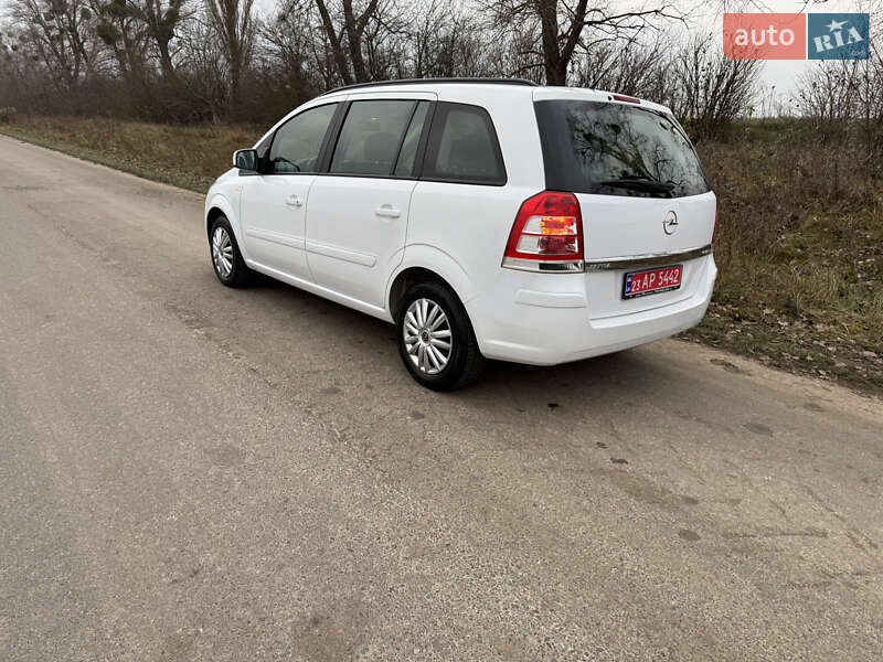 Микровэн Opel Zafira 2012 в Хмельницком фото 5 Микровэн Opel Zafira 2012 в Хмельницком