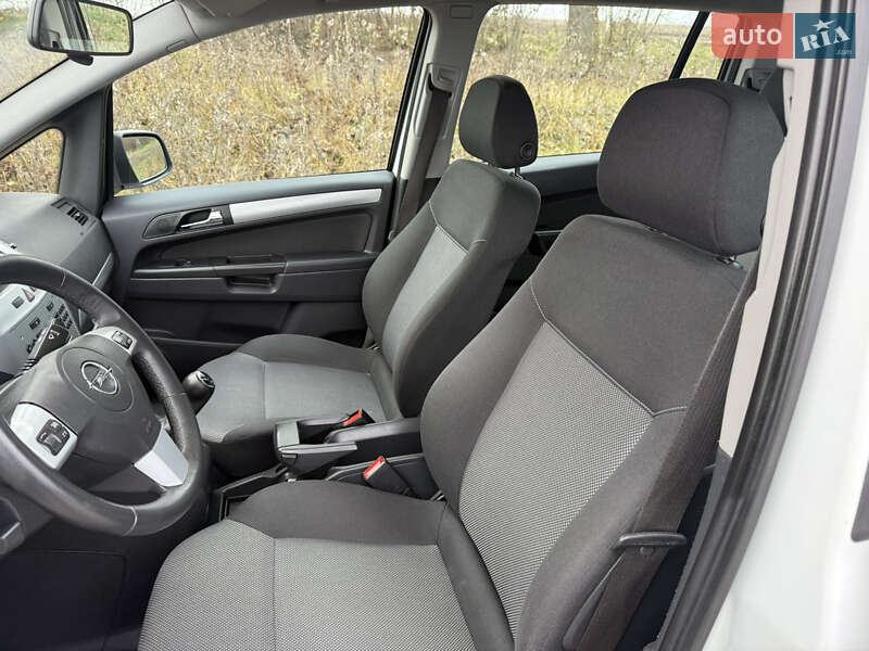 Микровэн Opel Zafira 2012 в Хмельницком фото 16 Микровэн Opel Zafira 2012 в Хмельницком