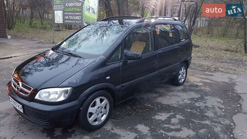 Минивэн Opel Zafira 2003 в Черкассах