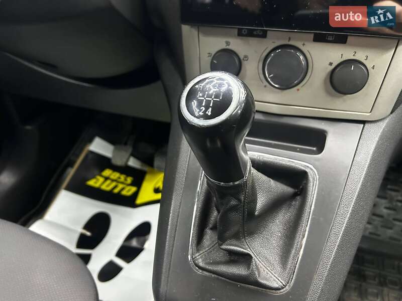 Минивэн Opel Zafira 2008 в Черновцах