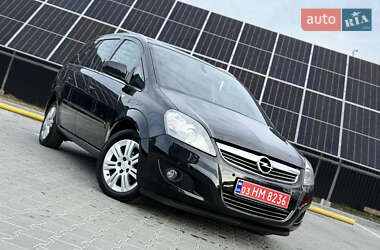 Минивэн Opel Zafira 2012 в Владимире