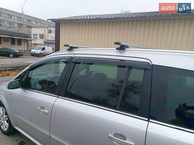 Мінівен Opel Zafira 2009 в Полтаві фото 4 Мінівен Opel Zafira 2009 в Полтаві