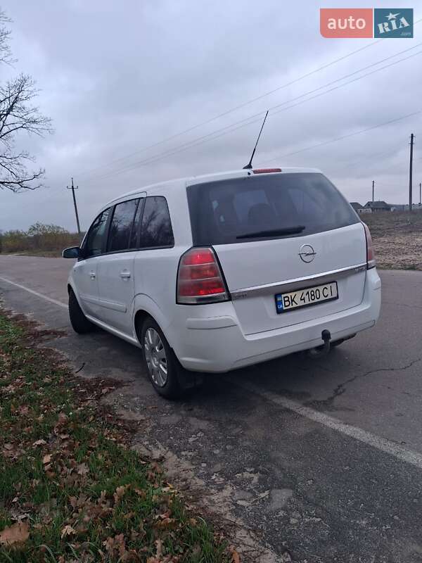 Мінівен Opel Zafira 2007 в Сарнах