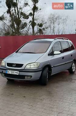 Минивэн Opel Zafira 2000 в Бродах