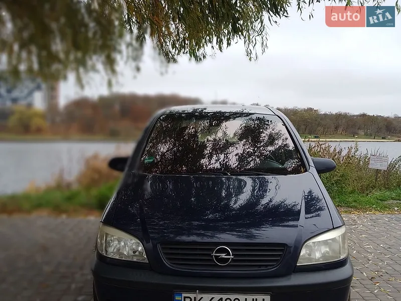 Opel Zafira 2001
