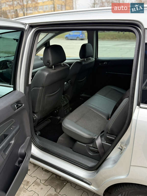 Минивэн Opel Zafira 2011 в Белой Церкви