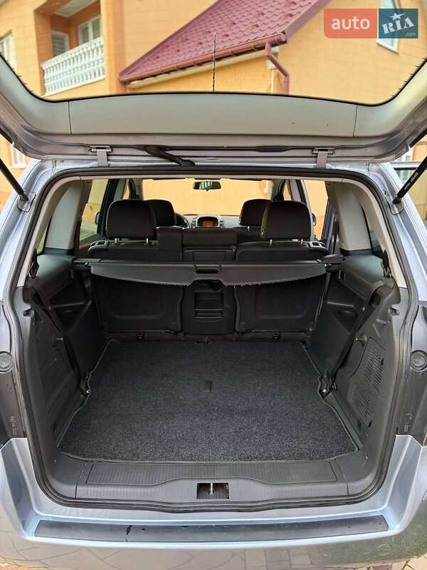 Минивэн Opel Zafira 2010 в Самборе фото 22 Минивэн Opel Zafira 2010 в Самборе