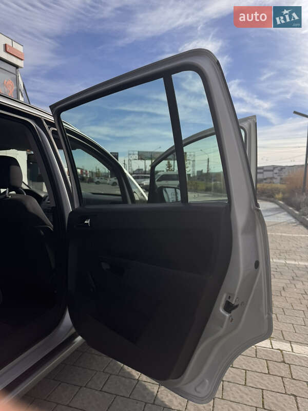 Минивэн Opel Zafira 2013 в Львове