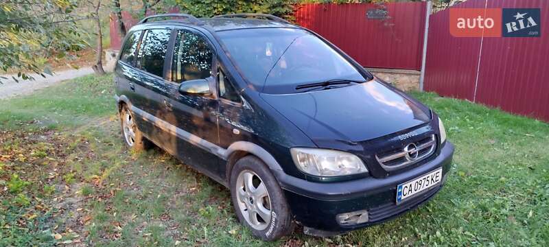 Минивэн Opel Zafira 2004 в Мироновке