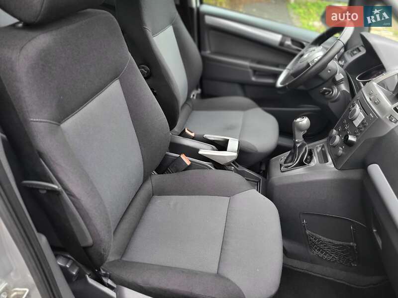 Минивэн Opel Zafira 2005 в Хмельницком фото 37 Минивэн Opel Zafira 2005 в Хмельницком
