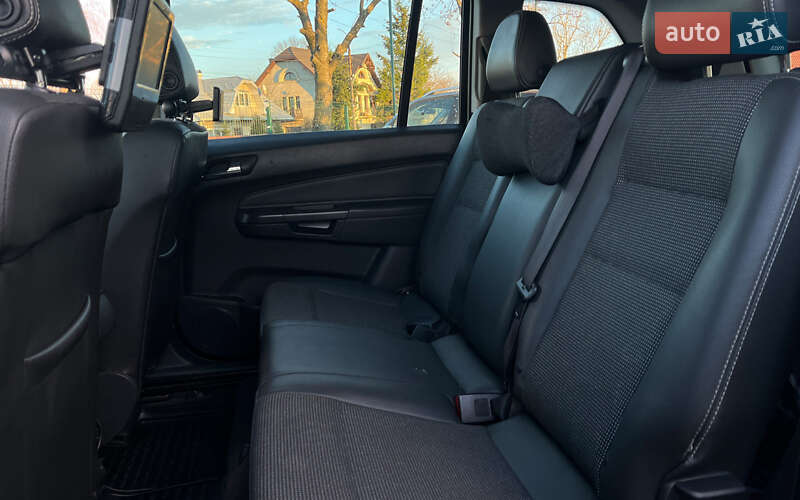 Минивэн Opel Zafira 2010 в Коломые