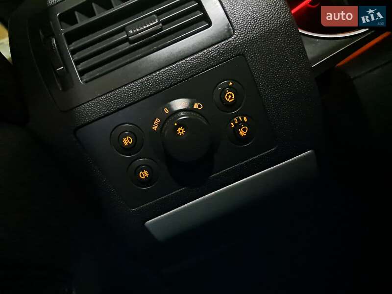 Минивэн Opel Zafira 2006 в Могилев-Подольске фото 76 Минивэн Opel Zafira 2006 в Могилев-Подольске