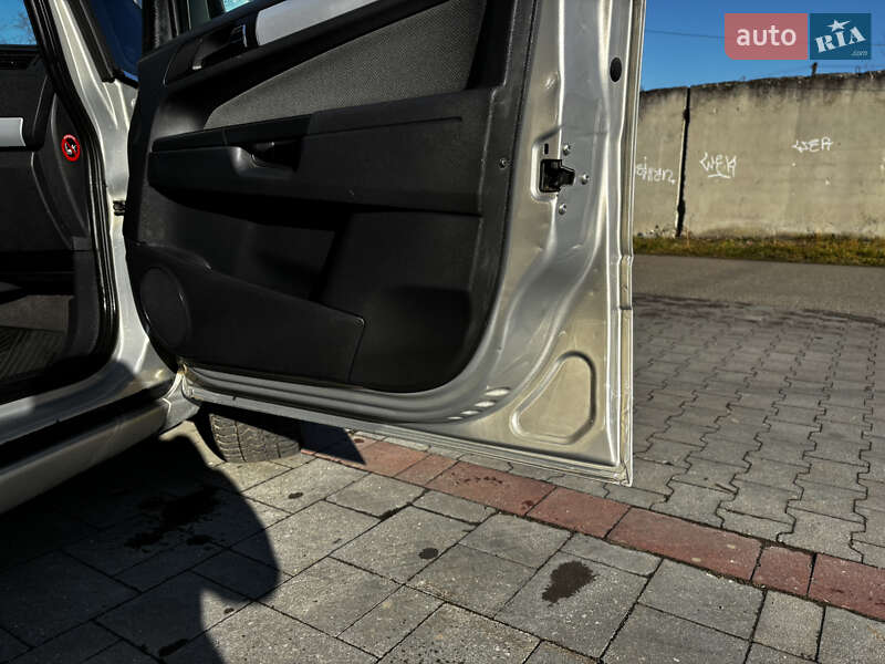 Минивэн Opel Zafira 2006 в Стрые