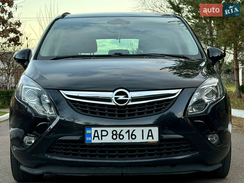 Микровэн Opel Zafira 2015 в Ровно