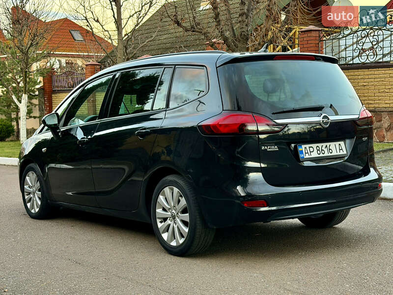 Микровэн Opel Zafira 2015 в Ровно