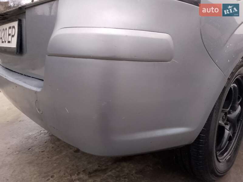 Минивэн Opel Zafira 2006 в Ватутино