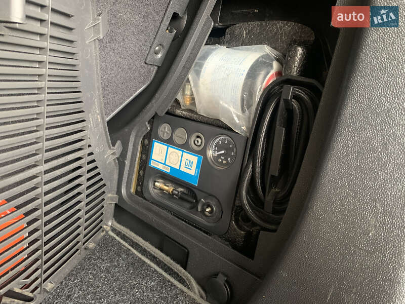 Минивэн Opel Zafira 2008 в Виннице