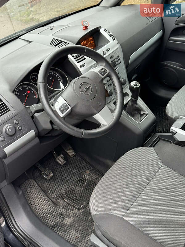 Минивэн Opel Zafira 2009 в Чернигове фото 11 Минивэн Opel Zafira 2009 в Чернигове