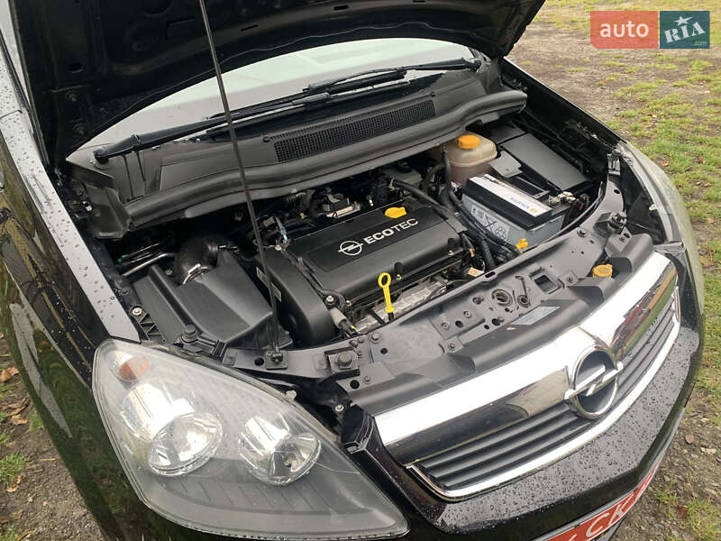 Минивэн Opel Zafira 2008 в Виннице