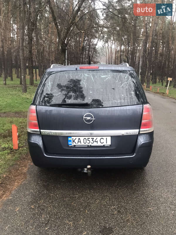 Минивэн Opel Zafira 2006 в Киеве фото 6 Минивэн Opel Zafira 2006 в Киеве