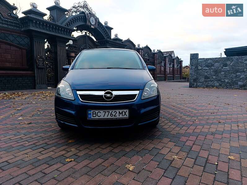 Минивэн Opel Zafira 2006 в Звягеле