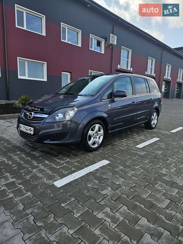 Opel Zafira 2010