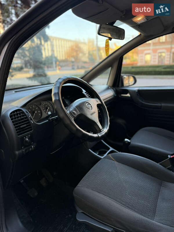Минивэн Opel Zafira 2004 в Запорожье фото 9 Минивэн Opel Zafira 2004 в Запорожье