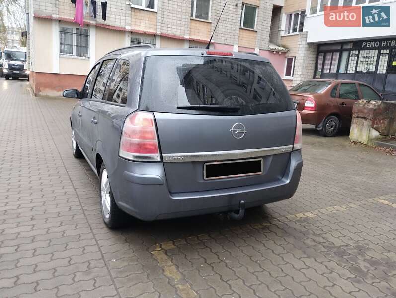 Минивэн Opel Zafira 2007 в Львове