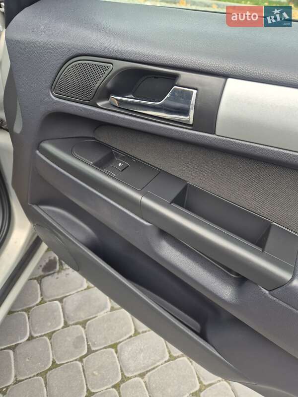 Минивэн Opel Zafira 2009 в Луцке