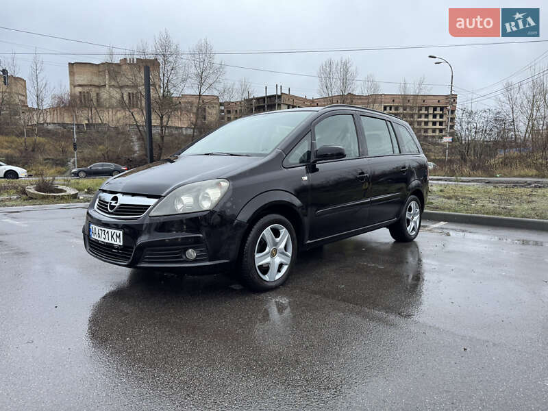 Мінівен Opel Zafira 2007 в Києві